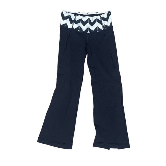 Lululemon Elastic Waist Wide Leg Groove Capri Leggings Black Women’s Sz 2 - Picture 2 of 5